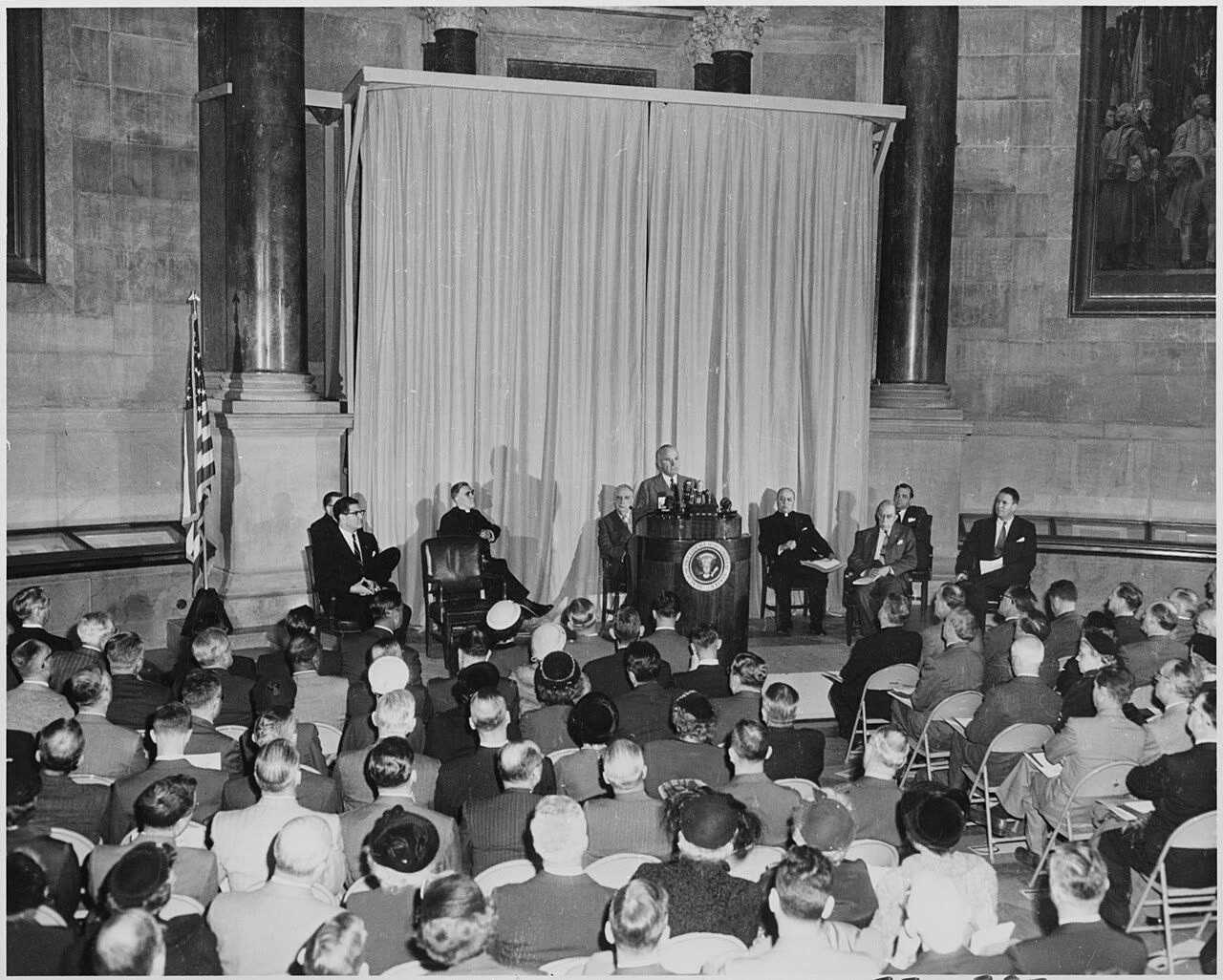 Трумэн на открытии выставки документов, 15 декабря 1952 года